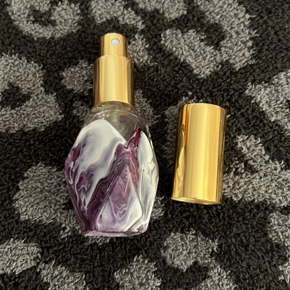 Marbled Diamond Essential Oil/Perfume Bottle 60 ML - Picture 3 of 5